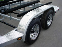 PWC Trailer, Diamond Plate Fenders & Tandem Axles