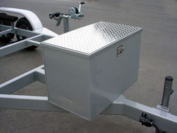 PWC Trailer, Diamond Plate Lid on Box